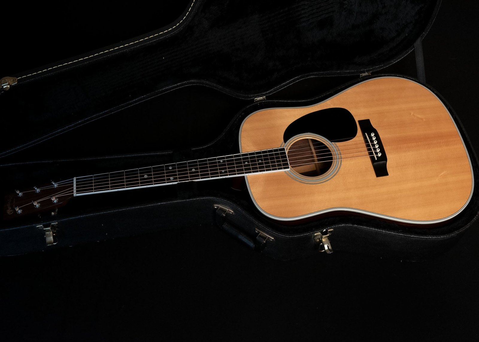 2003 Martin Standard Series D-35 - Dave’s Woodstock Music