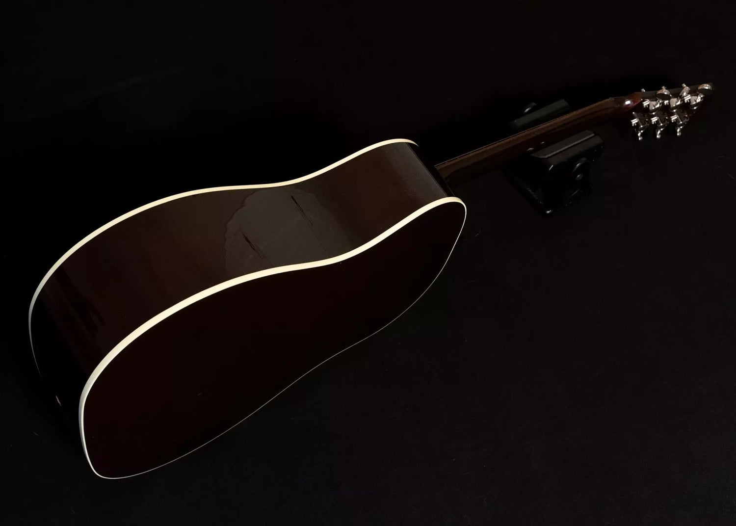 Gibson Acoustic J-45 Standard - Vintage Sunburst - Dave’s Woodstock Music