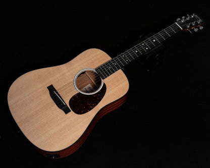 Martin DJr-10E Spruce Top Dreadnought Junior Acoustic-Electric Guitar Natural - Dave’s Woodstock Music