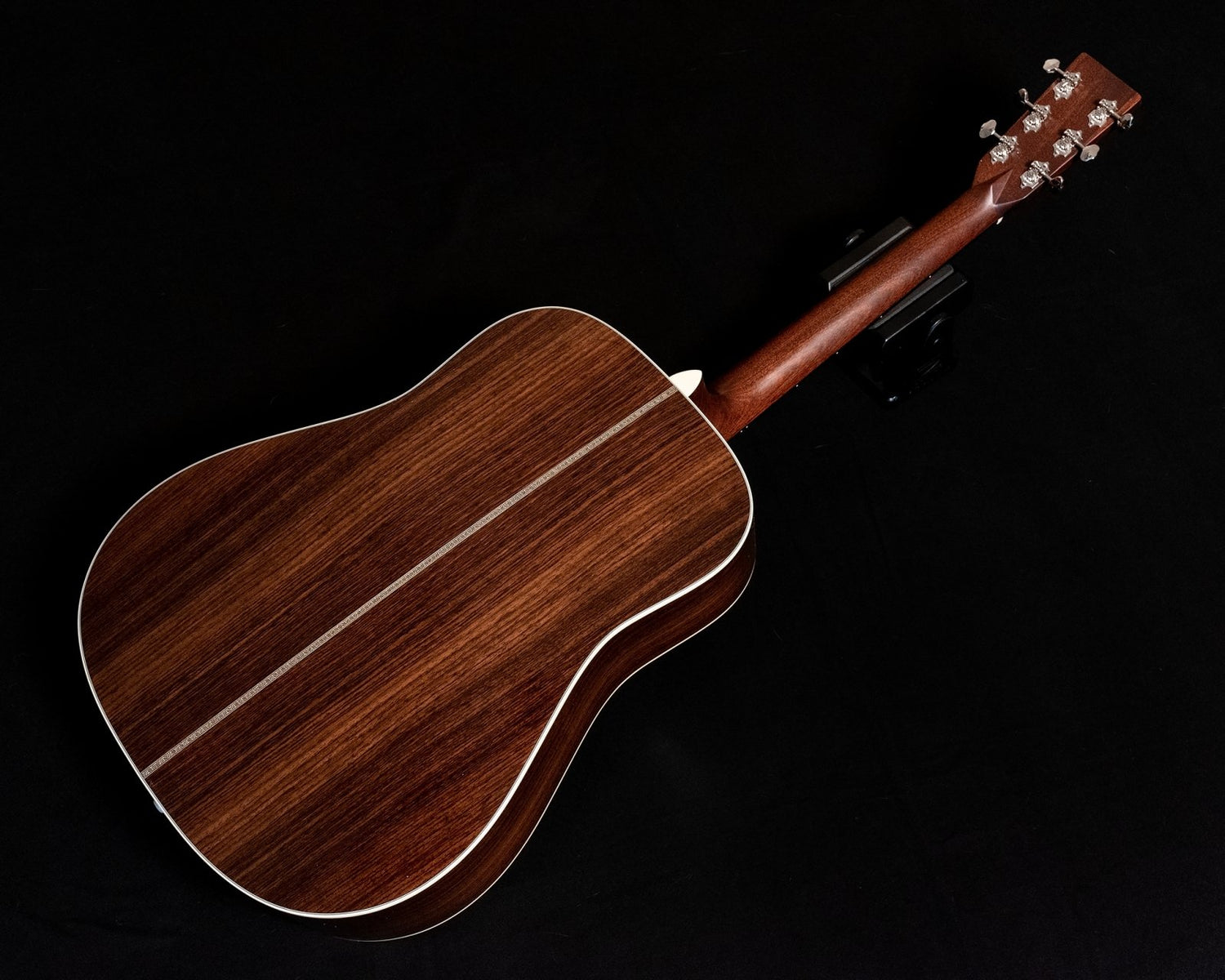 Martin Vintage Series HD-28V 2017 Sunburst top - Dave’s Woodstock Music