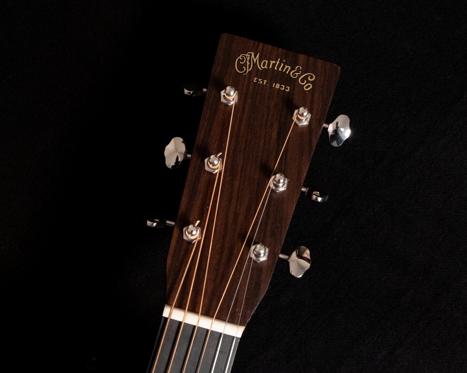 Martin Vintage Series HD-28V 2017 Sunburst top - Dave’s Woodstock Music